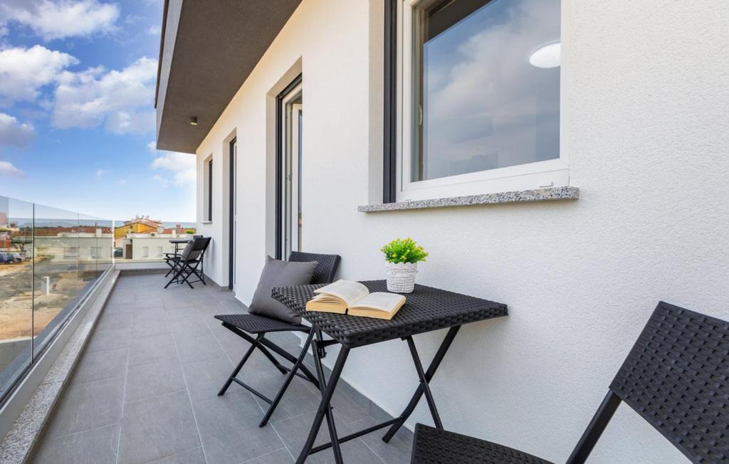 Villa Nikolina - Luxury Villa With 5 Bedrooms And Swimming Pool Vodnjan Εξωτερικό φωτογραφία